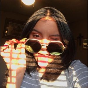 Meet your Posher, ððððððªð¥µð¥¶ð¤¬